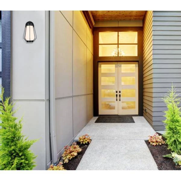 Westinghouse Wall Lantern Light Fixture (63736) 6 Westinghouse Wall Lantern Light Fixture (63736) - Image 4